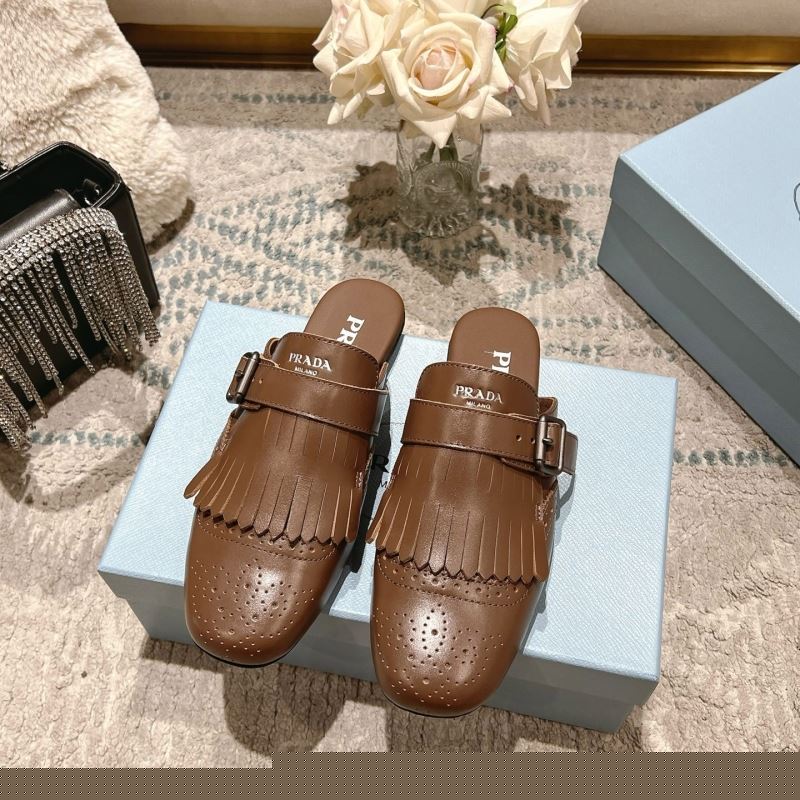 Pra*a slippers